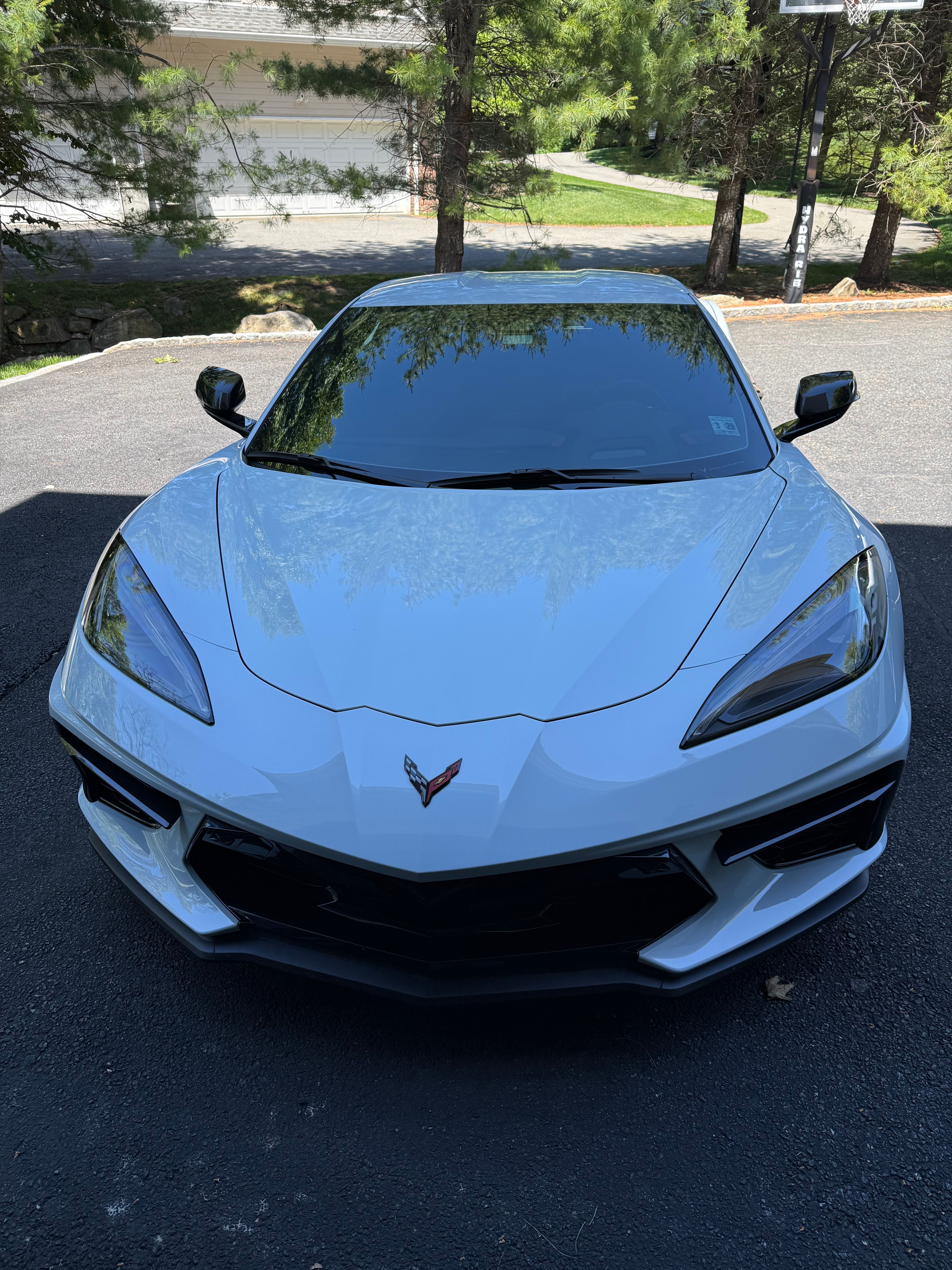Used 2024 Chevrolet Corvette Stingray Preferred Cpe w/ Z51 Performance Package RWD image 2