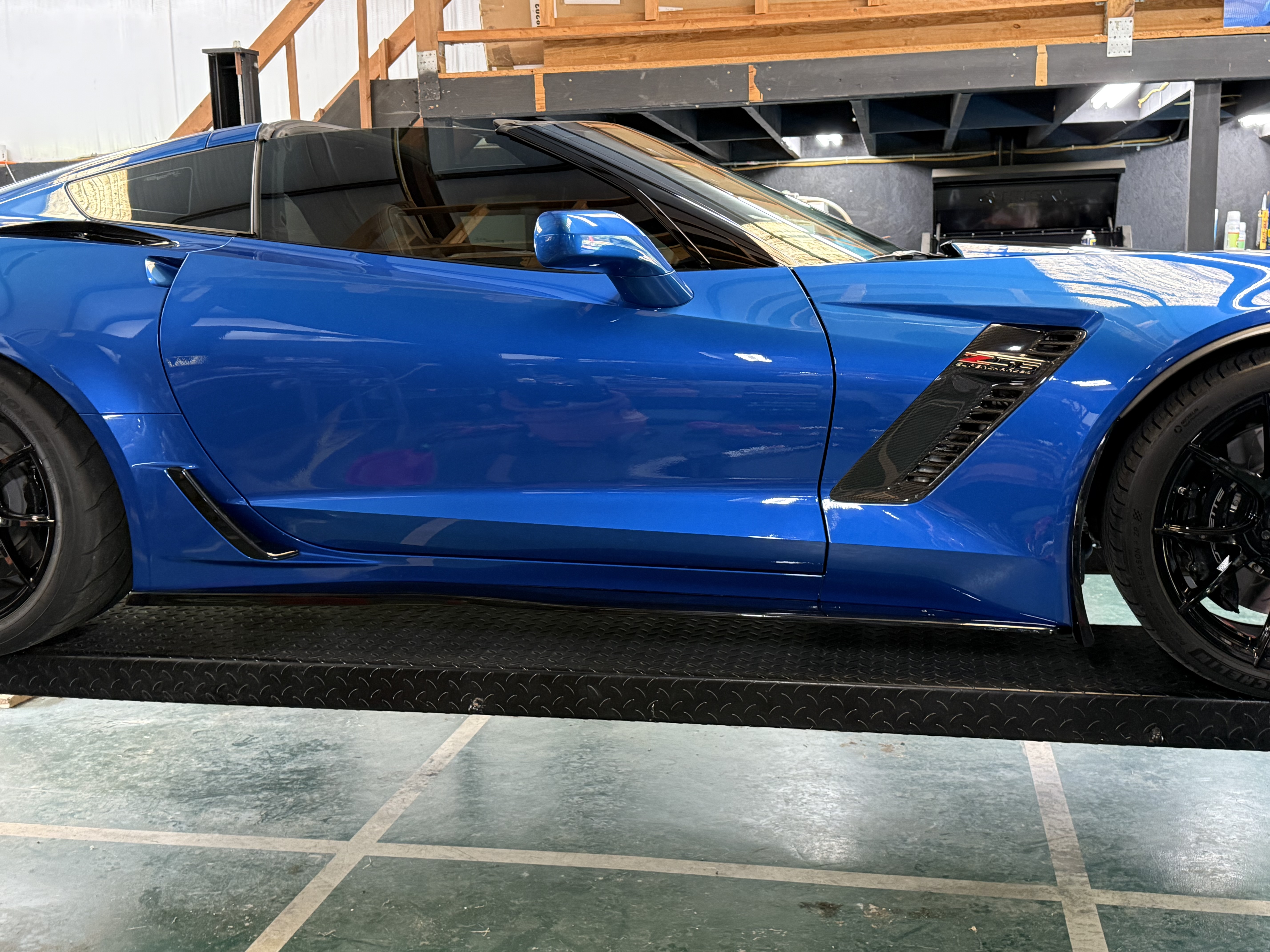 Used 2016 Chevrolet Corvette Z06 w/ 2LZ Preferred Equipment Group RWD image 11