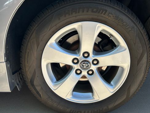 Used 2018 Toyota Sienna LE FWD image 19