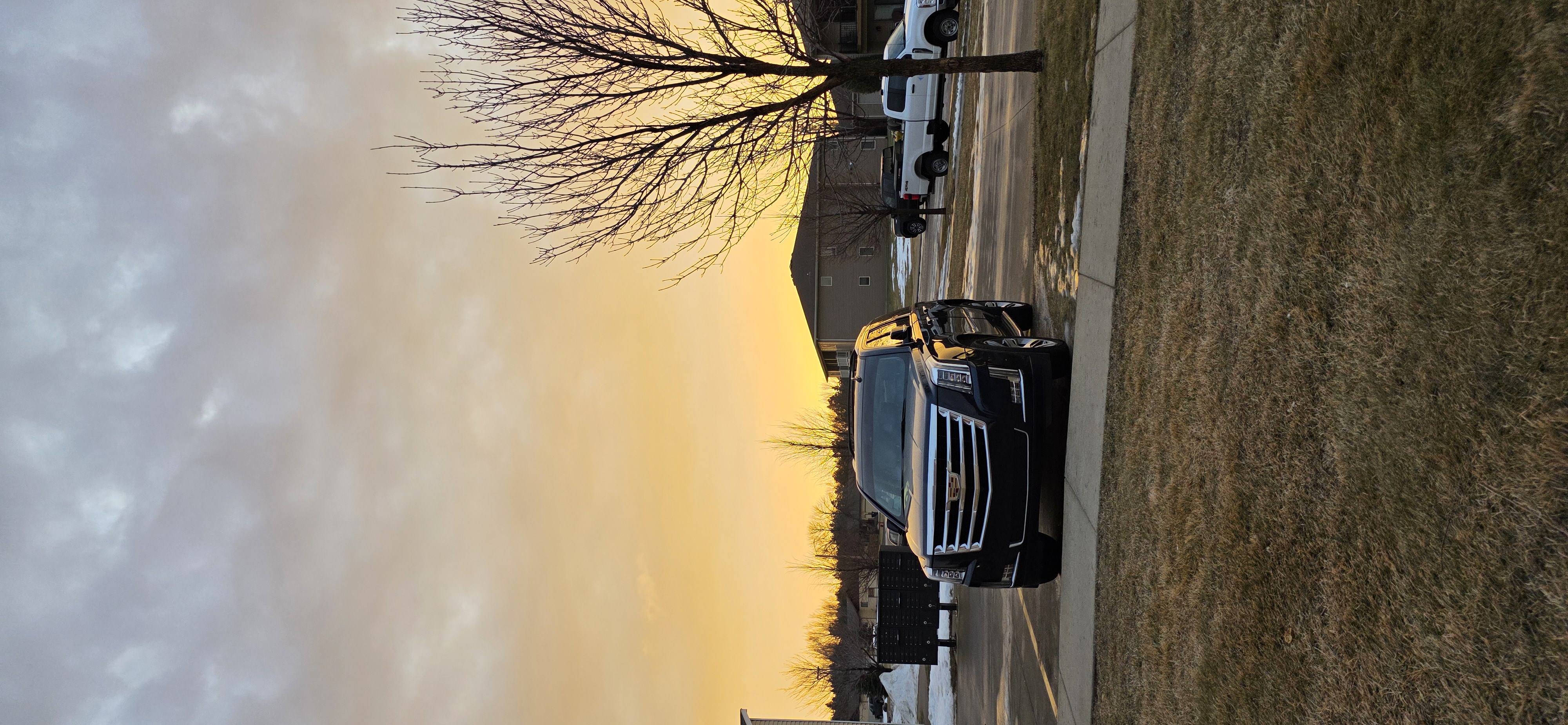 Used 2017 Cadillac Escalade Luxury AWD/4WD image 16