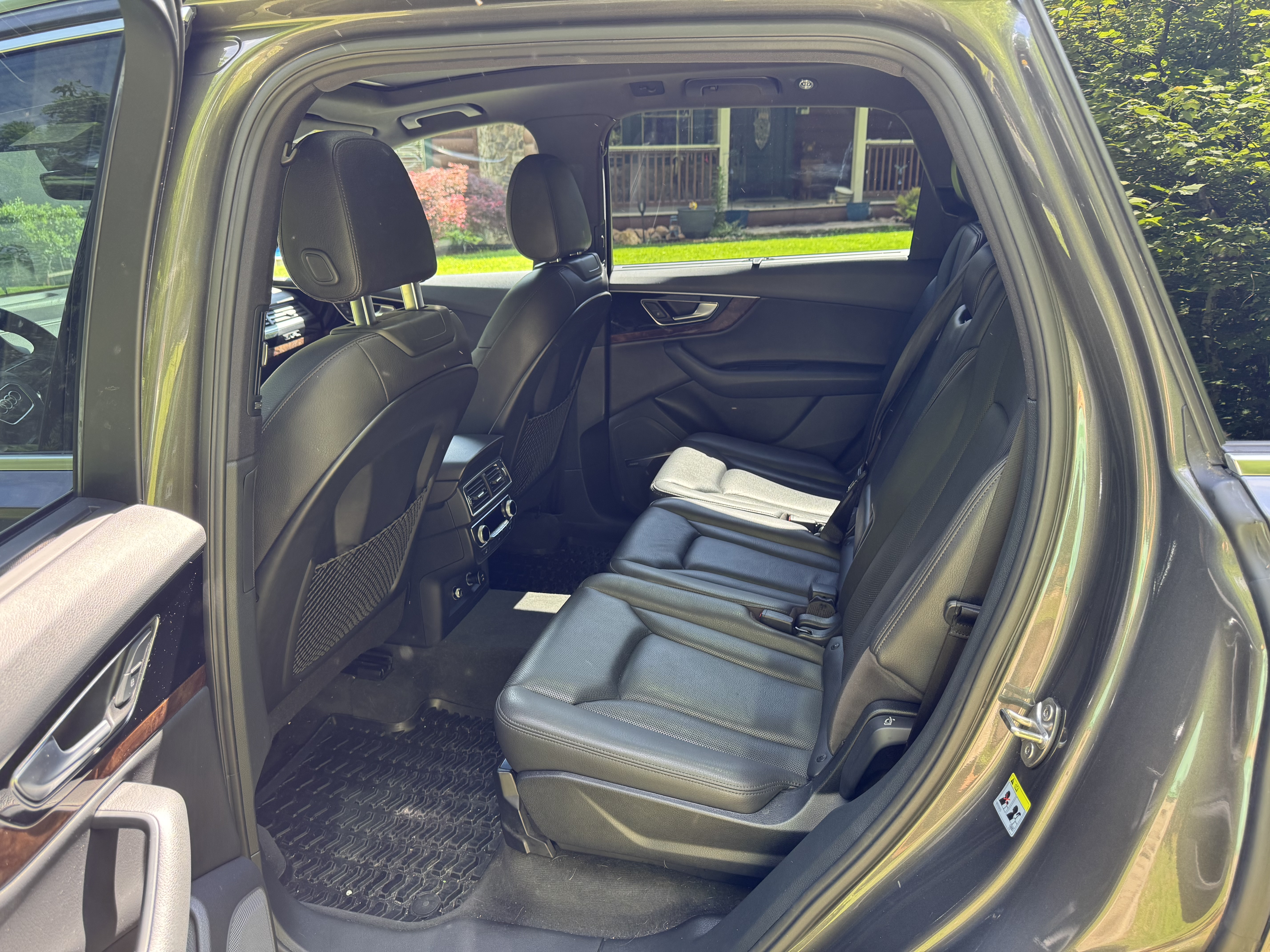 Used 2018 Audi Q7 3.0T Prestige AWD/4WD image 11