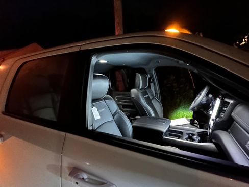 Used 2023 RAM 3500 Laramie w/ Night Edition image 18