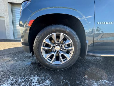 Used 2021 Chevrolet Tahoe LT w/ LT Signature Plus Package AWD/4WD image 14