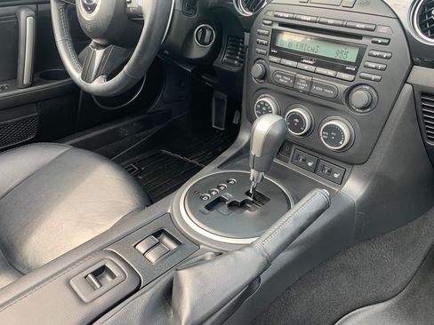 Used 2013 MAZDA MX-5 Miata Grand Touring w/ Premium Pkg RWD image 13