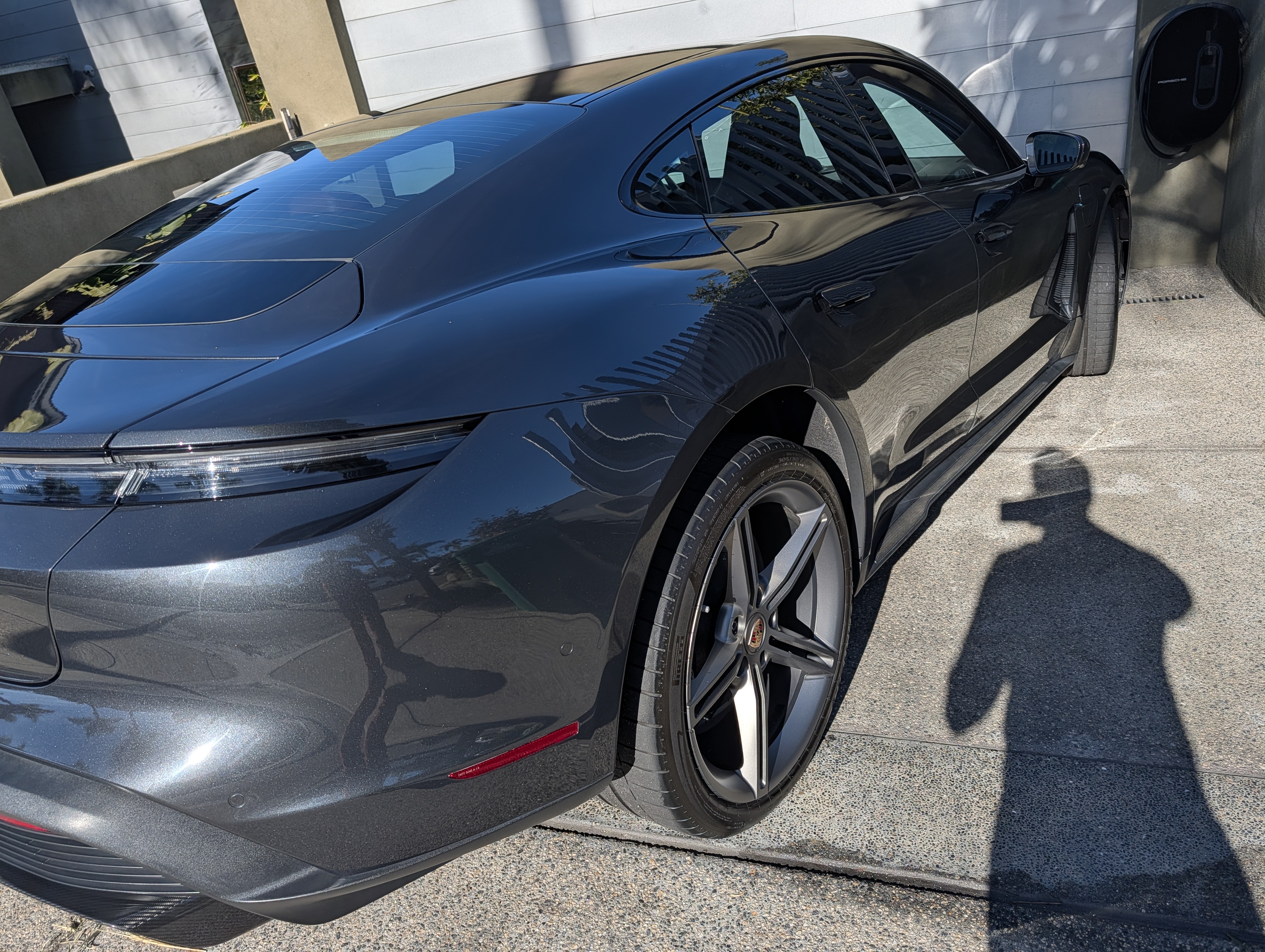 Used 2020 Porsche Taycan Turbo S AWD/4WD image 9