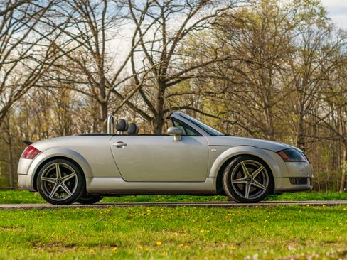 Used 2002 Audi TT 1.8T AWD/4WD image 1