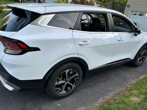 Used 2023 Kia Sportage EX FWD image 6