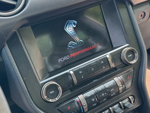 Used 2020 Ford Mustang Shelby GT500 RWD image 6