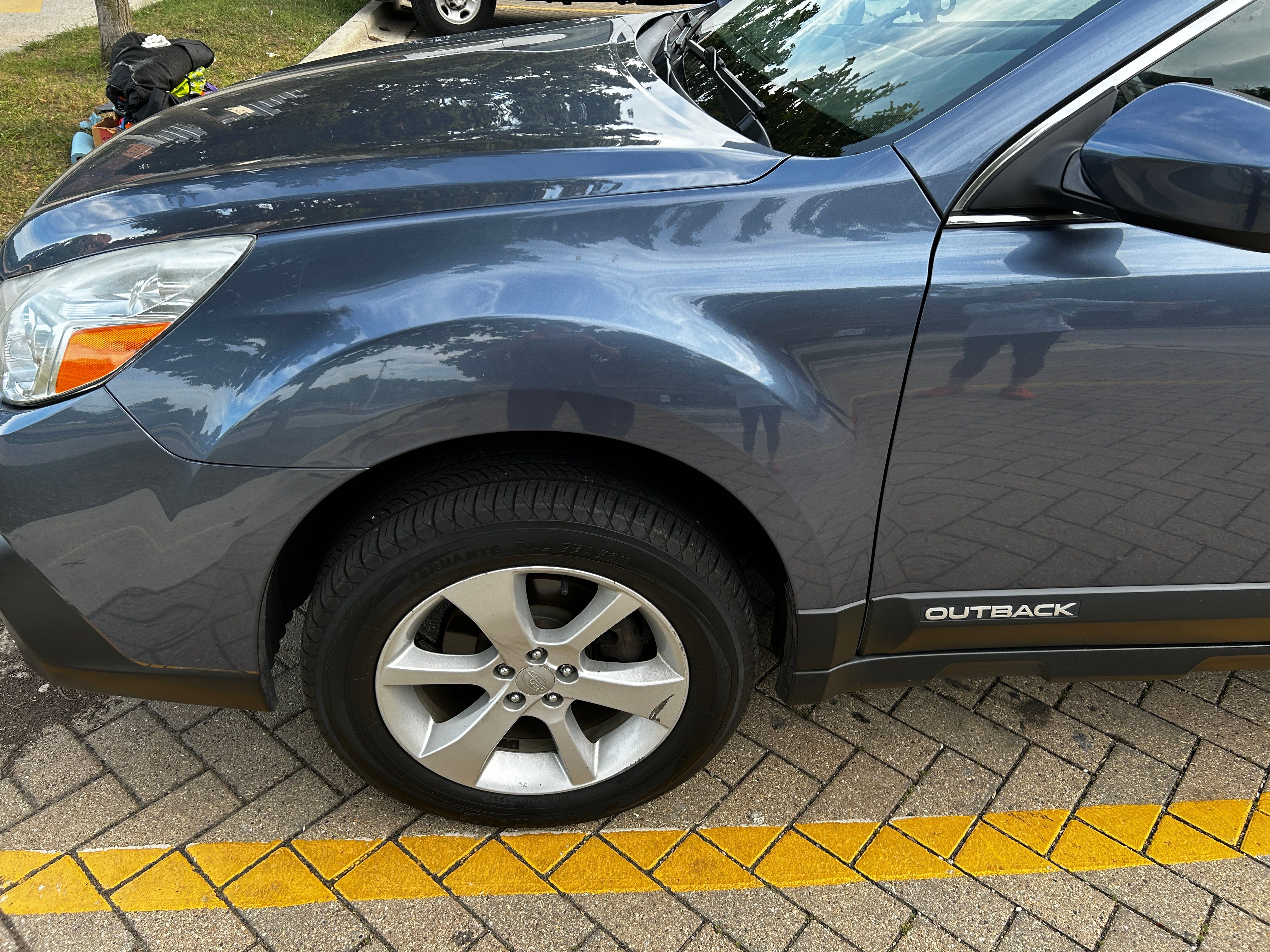Used 2013 Subaru Outback 2.5i Premium w/ All-Weather Pkg AWD/4WD image 5