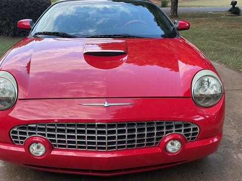 Used 2002 Ford Thunderbird image 8