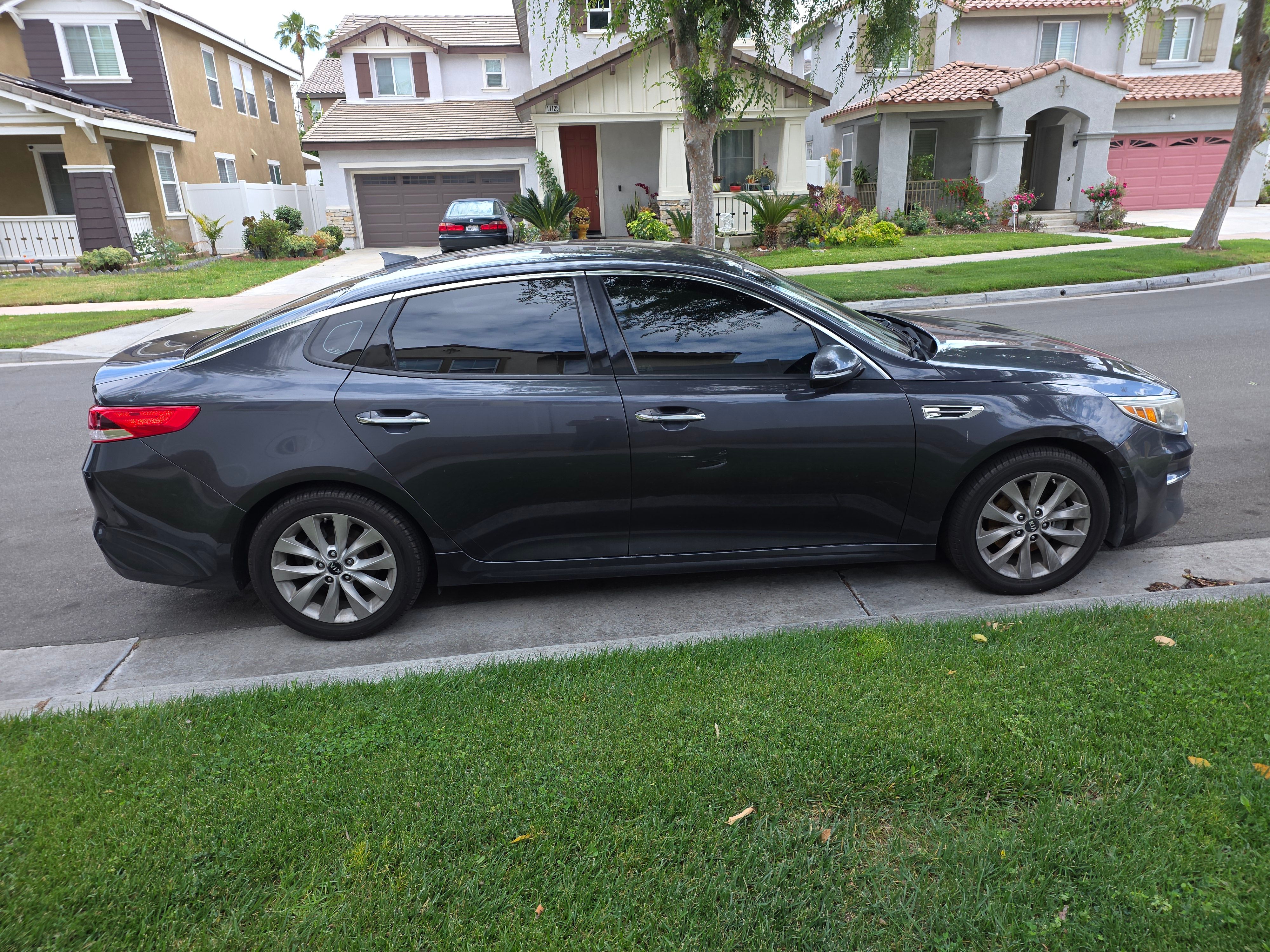 Used 2018 Kia Optima EX FWD image 4