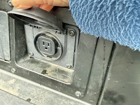 Used 2022 Toyota Tacoma TRD Sport image 12