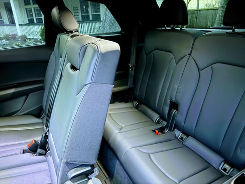 Used 2020 Audi Q7 3.0T Prestige image 20