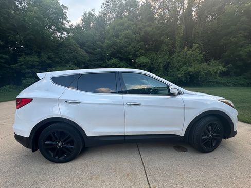 Used 2013 Hyundai Santa Fe Sport 2.0T w/ Technology Pkg AWD/4WD image 13