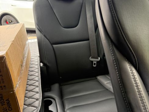 Used 2018 Tesla Model X P100D image 11