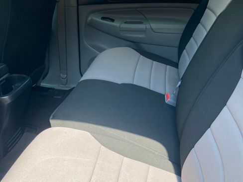 Used 2014 Toyota Tacoma 4x4 Double Cab w/ TRD Sport Package image 14