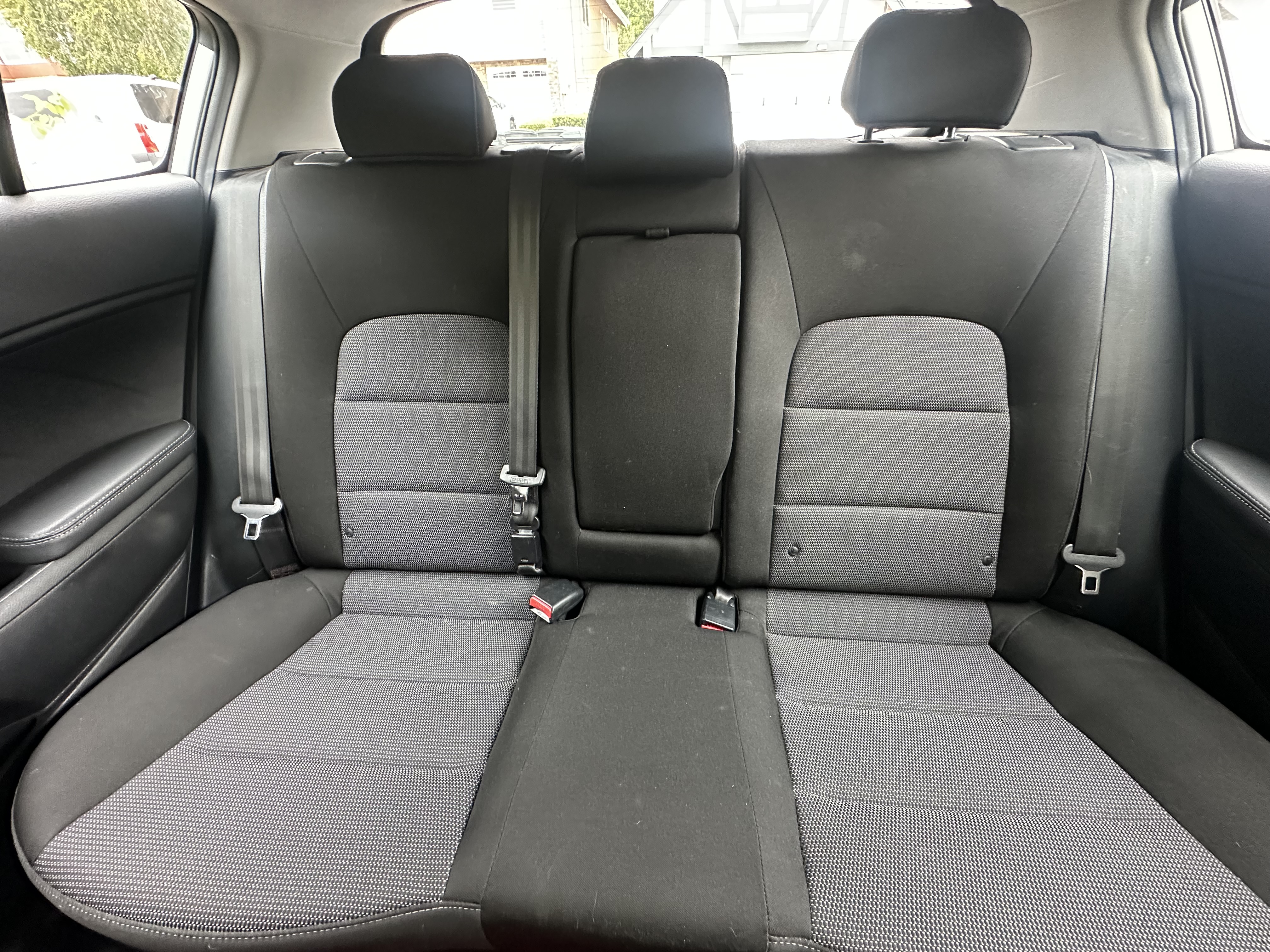 Used 2017 Kia Forte LX FWD image 17
