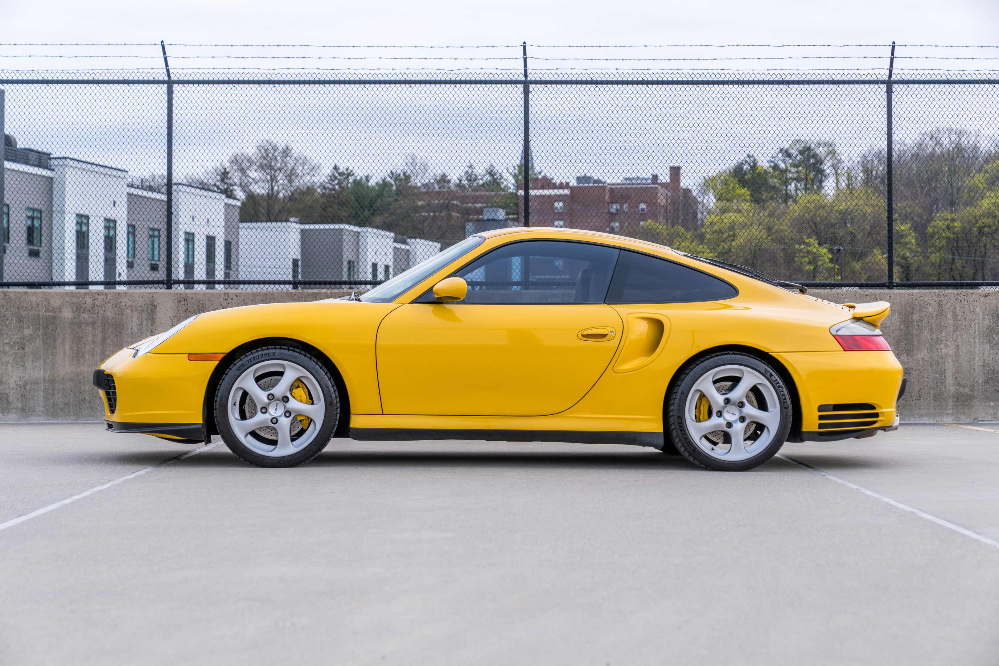 Used 2001 Porsche 911 Turbo AWD/4WD image 2
