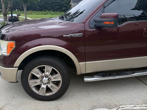 Used 2010 Ford F150 Lariat RWD image 8
