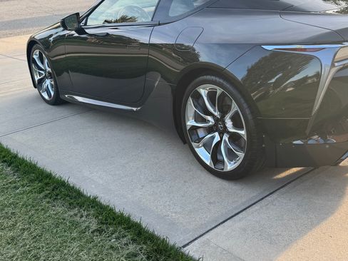 Used 2018 Lexus LC 500 Coupe w/ Sport Package RWD image 14