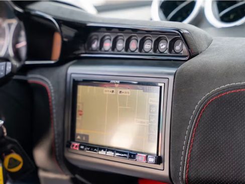 Used 2020 Lotus Evora image 9