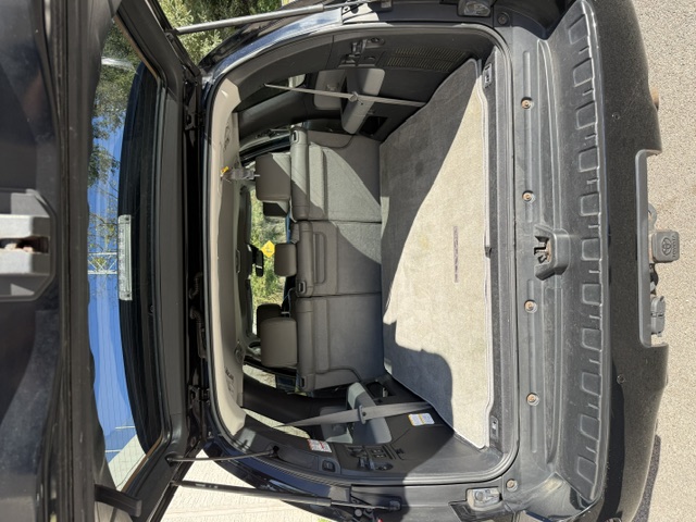 Used 2018 Toyota Sequoia Limited w/ Carpet Mat Package AWD/4WD image 10