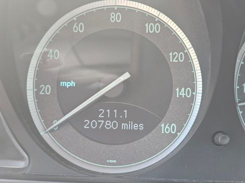 Used 2005 Mercedes-Benz SL 500 image 21