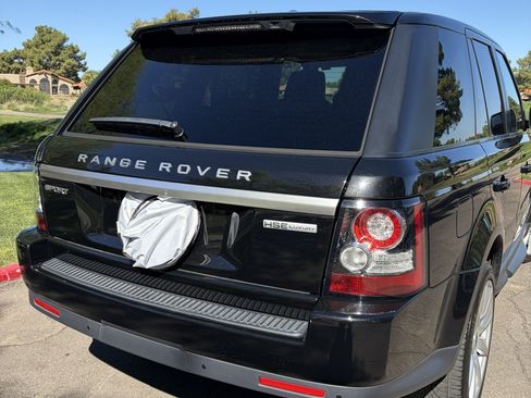 Used 2013 Land Rover Range Rover Sport HSE LUX w/ Luxury Interior Pkg image 24