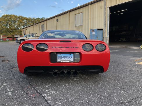 Used 2003 Chevrolet Corvette Z06 w/ Memory Package, 3 Drivers RWD image 8
