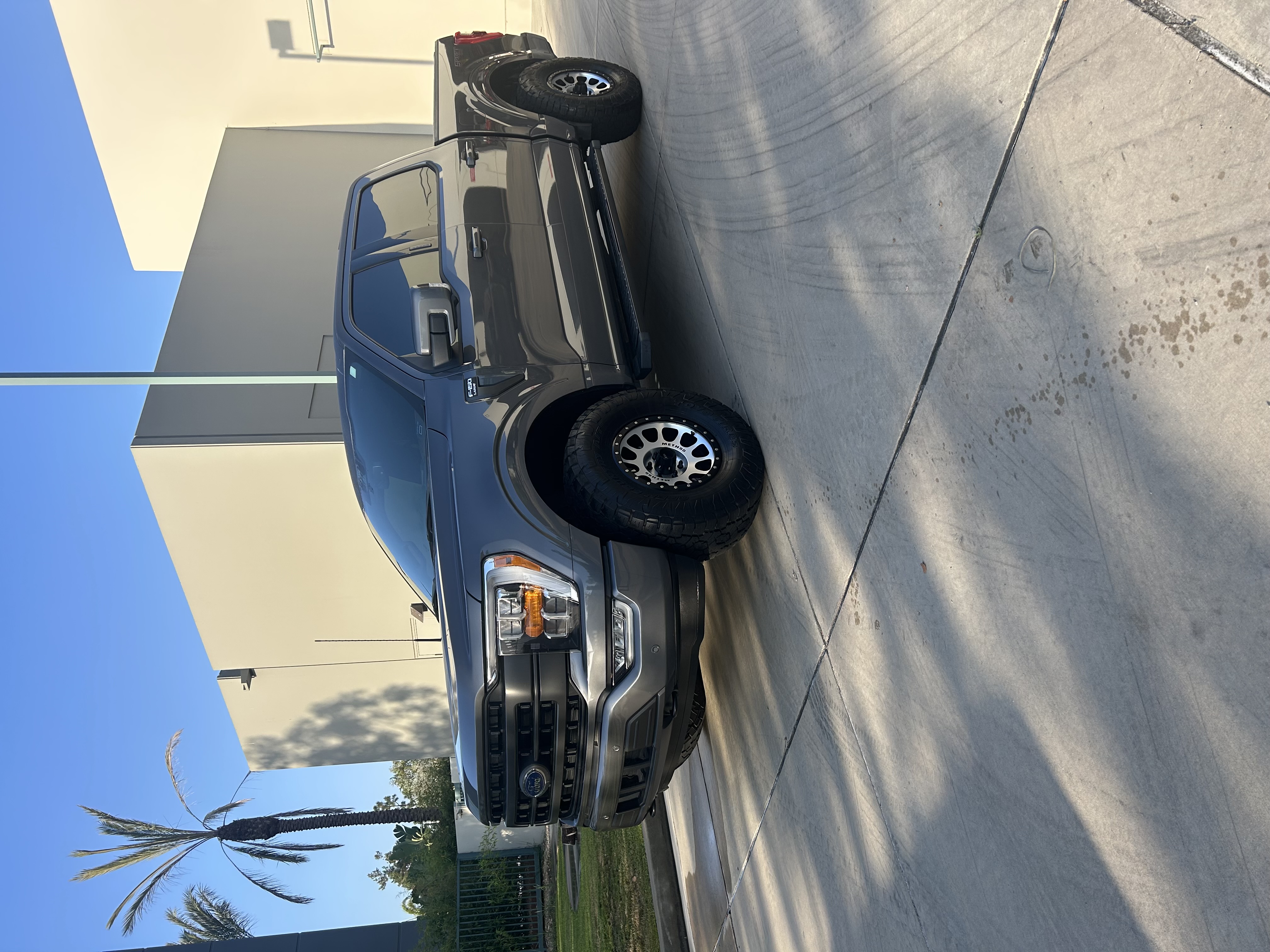 Used 2022 Ford F150 Lariat AWD/4WD image 1