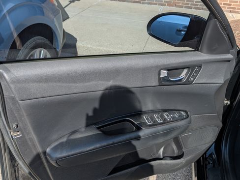 Used 2017 Kia Optima EX w/ Technology Package image 9