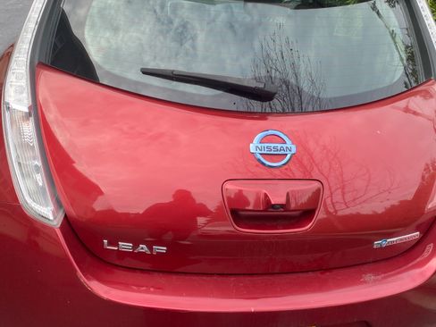 Used 2015 Nissan Leaf S w/ Charge Package image 2