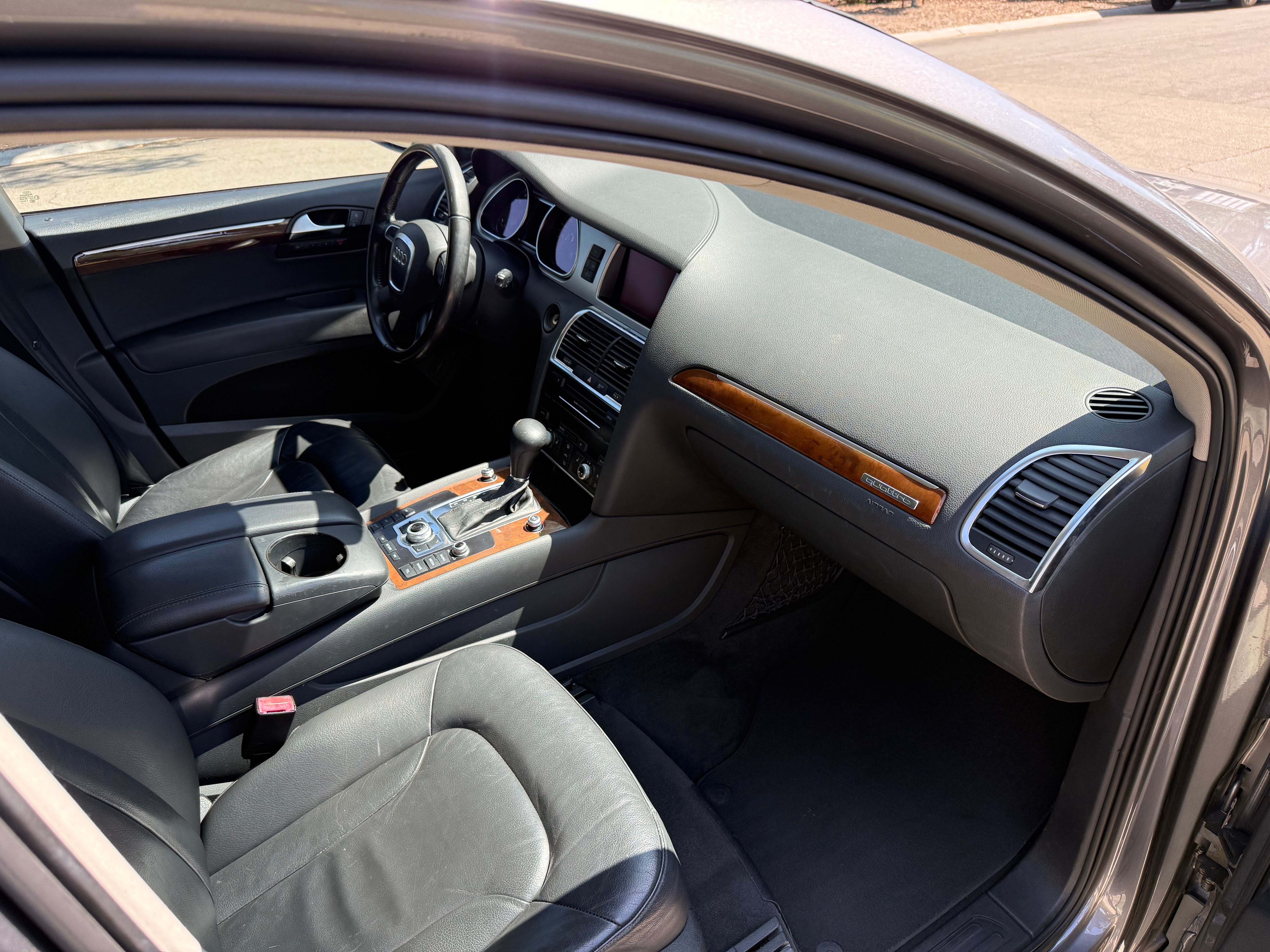 Used 2011 Audi Q7 3.0T Premium Plus AWD/4WD image 9