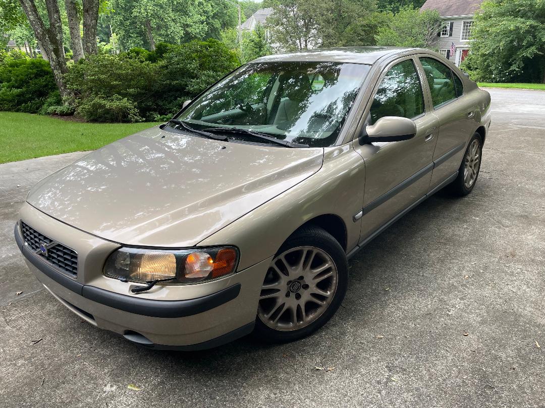 Used 2001 Volvo S60 2.4T FWD image 1