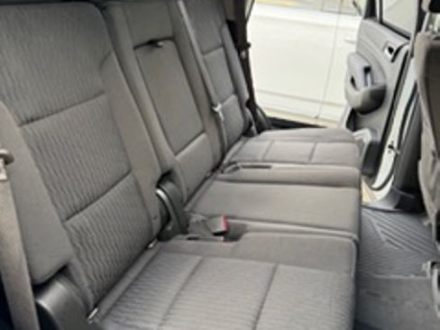 Used 2018 GMC Yukon SLE w/ SLE Value Package image 8