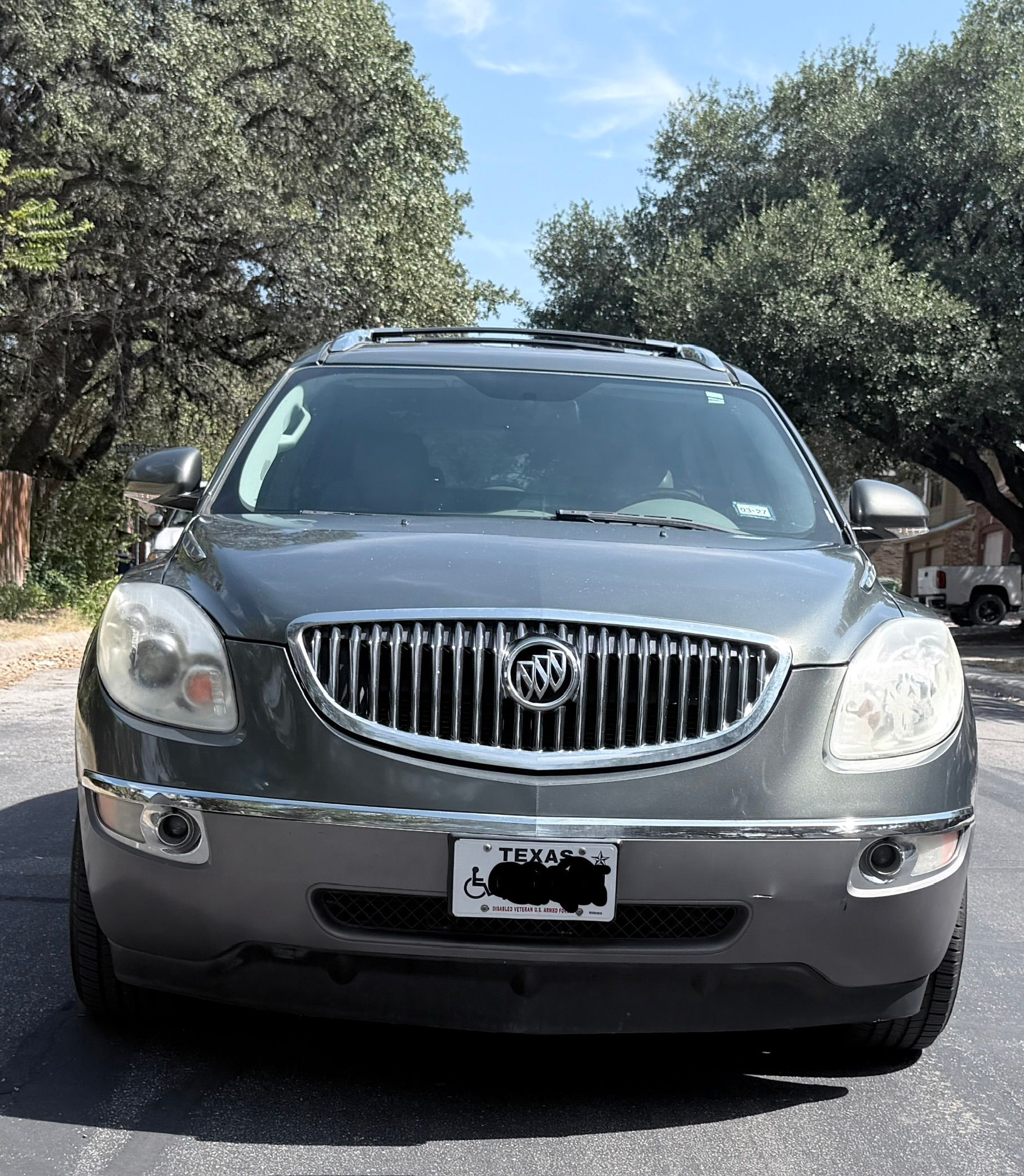 Used 2011 Buick Enclave CXL FWD image 23