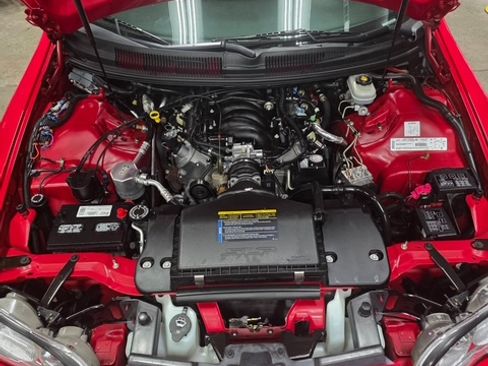 Used 2002 Chevrolet Camaro Z28 w/ SS Performance/Appearance Pkg RWD image 22