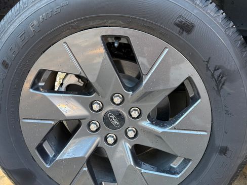 Used 2023 Ford F150 Lightning Lariat w/ Equipment Group 511A High image 4