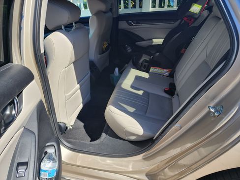 Used 2020 Honda Accord EX-L image 8