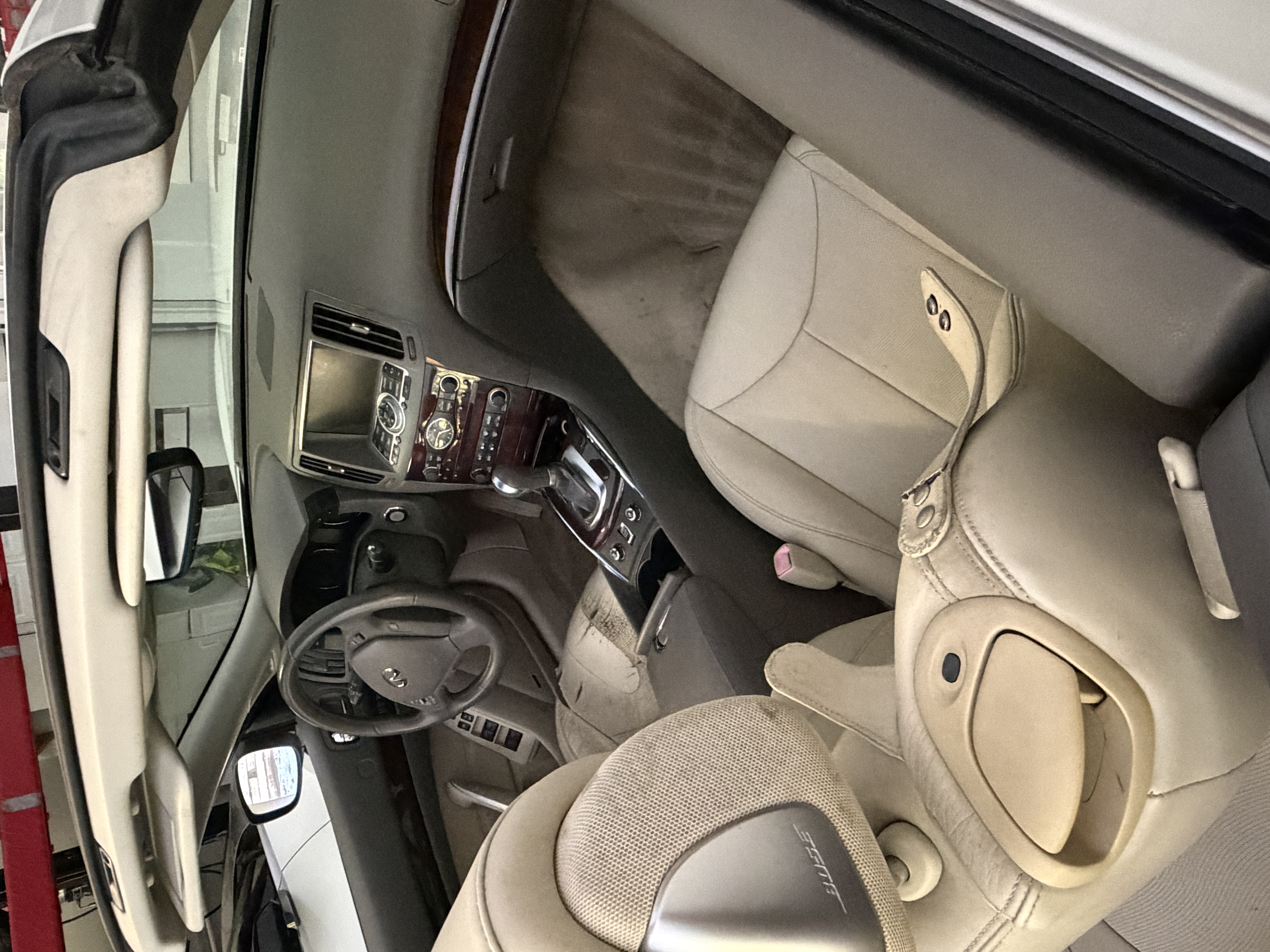 Used 2012 INFINITI G37 Convertible w/ Premium Pkg RWD image 17