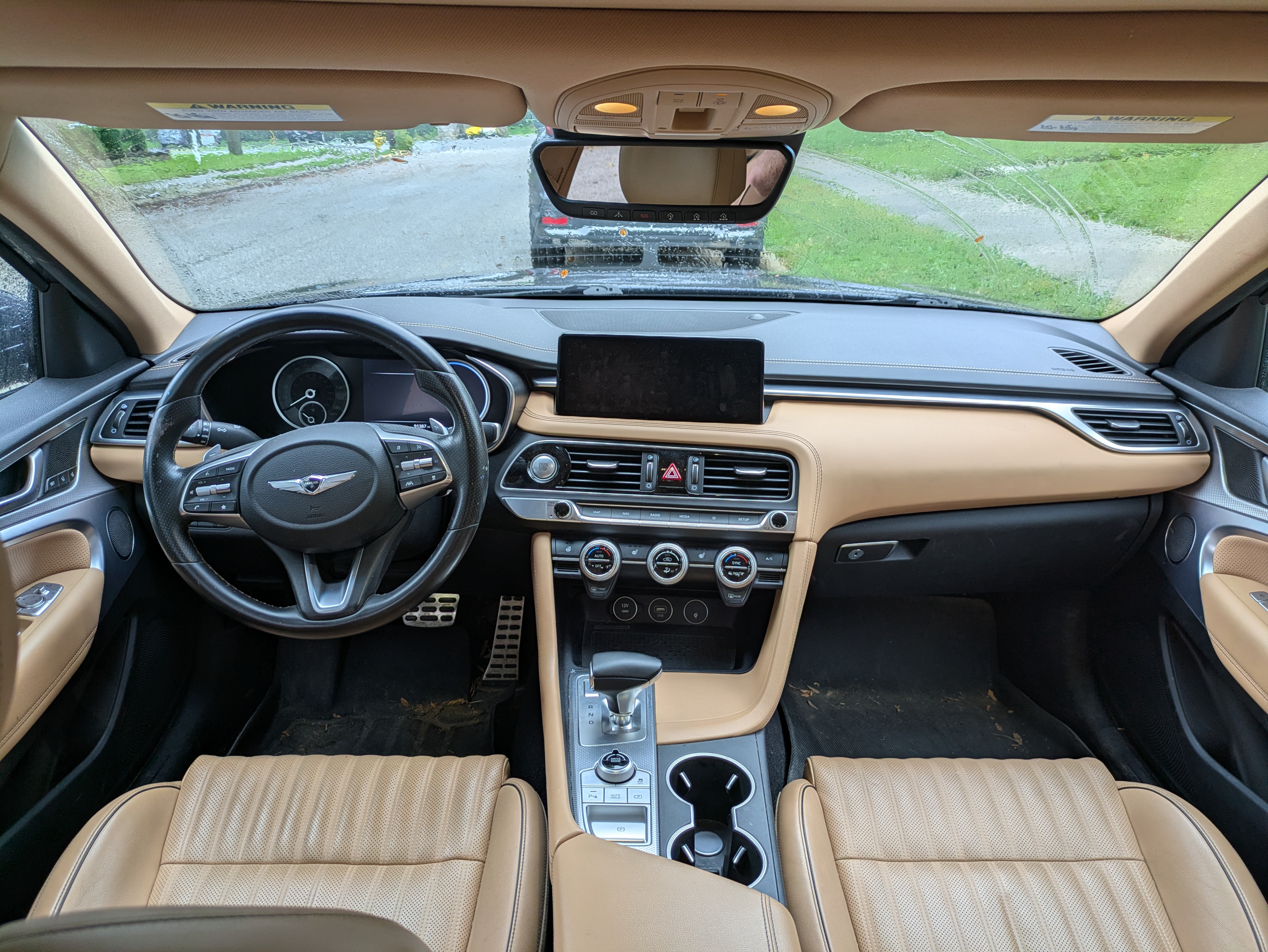 Used 2022 Genesis G70 2.0T w/ Prestige Package AWD/4WD image 10