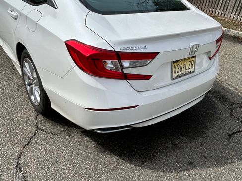 Used 2019 Honda Accord LX image 4