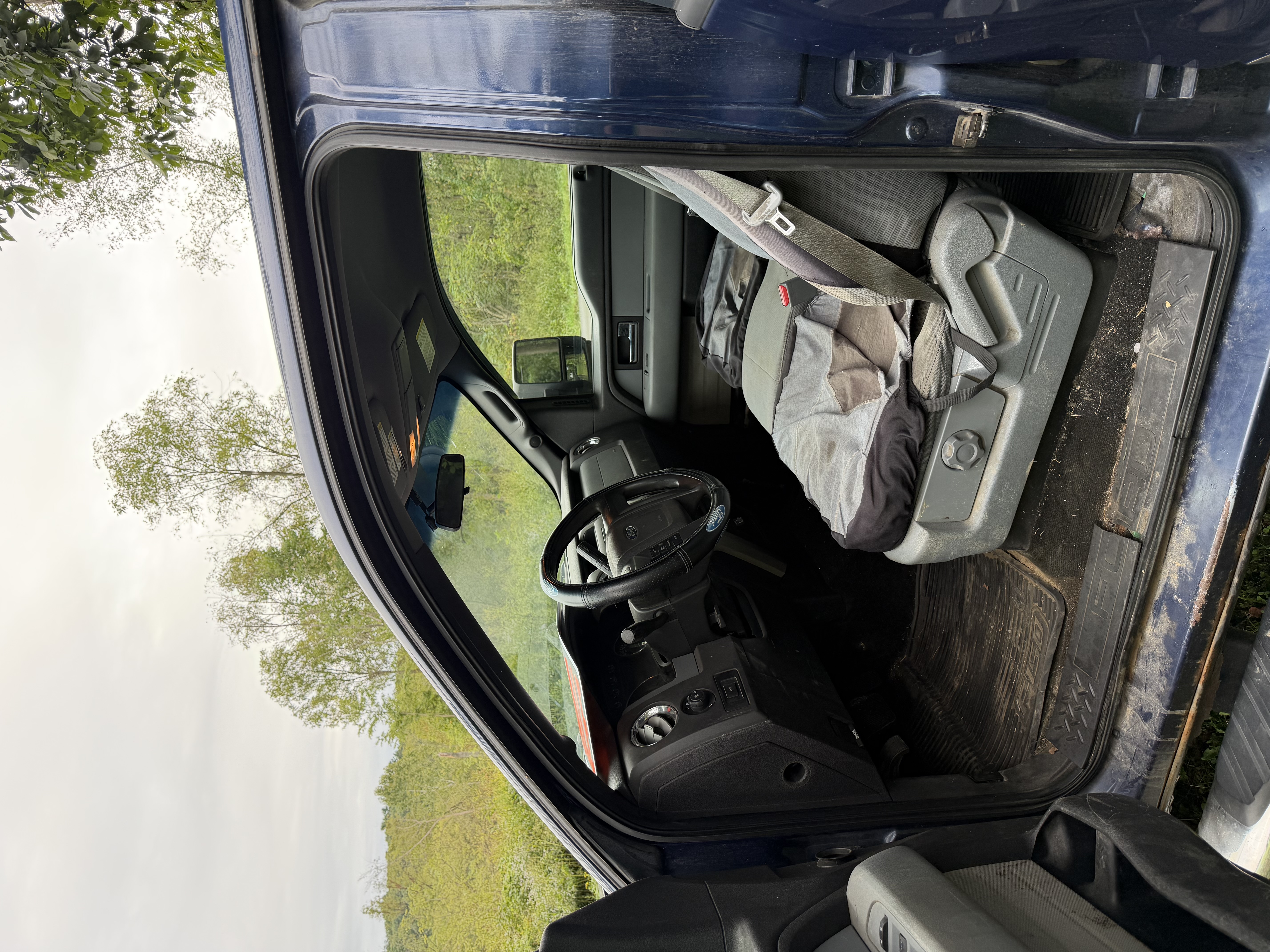Used 2012 Ford F150 XLT w/ XTR Pkg AWD/4WD image 9