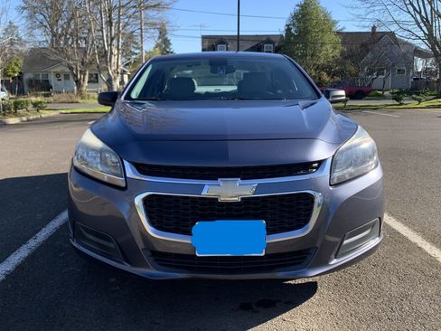 Used 2015 Chevrolet Malibu LS image 2