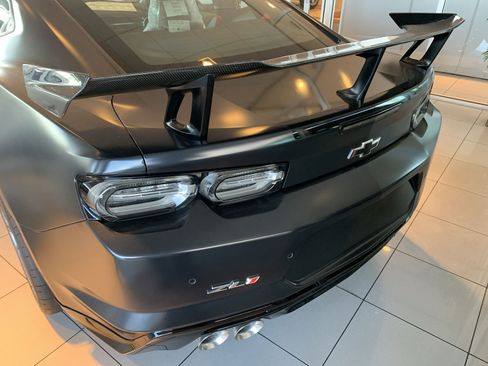 Used 2024 Chevrolet Camaro ZL1 image 5