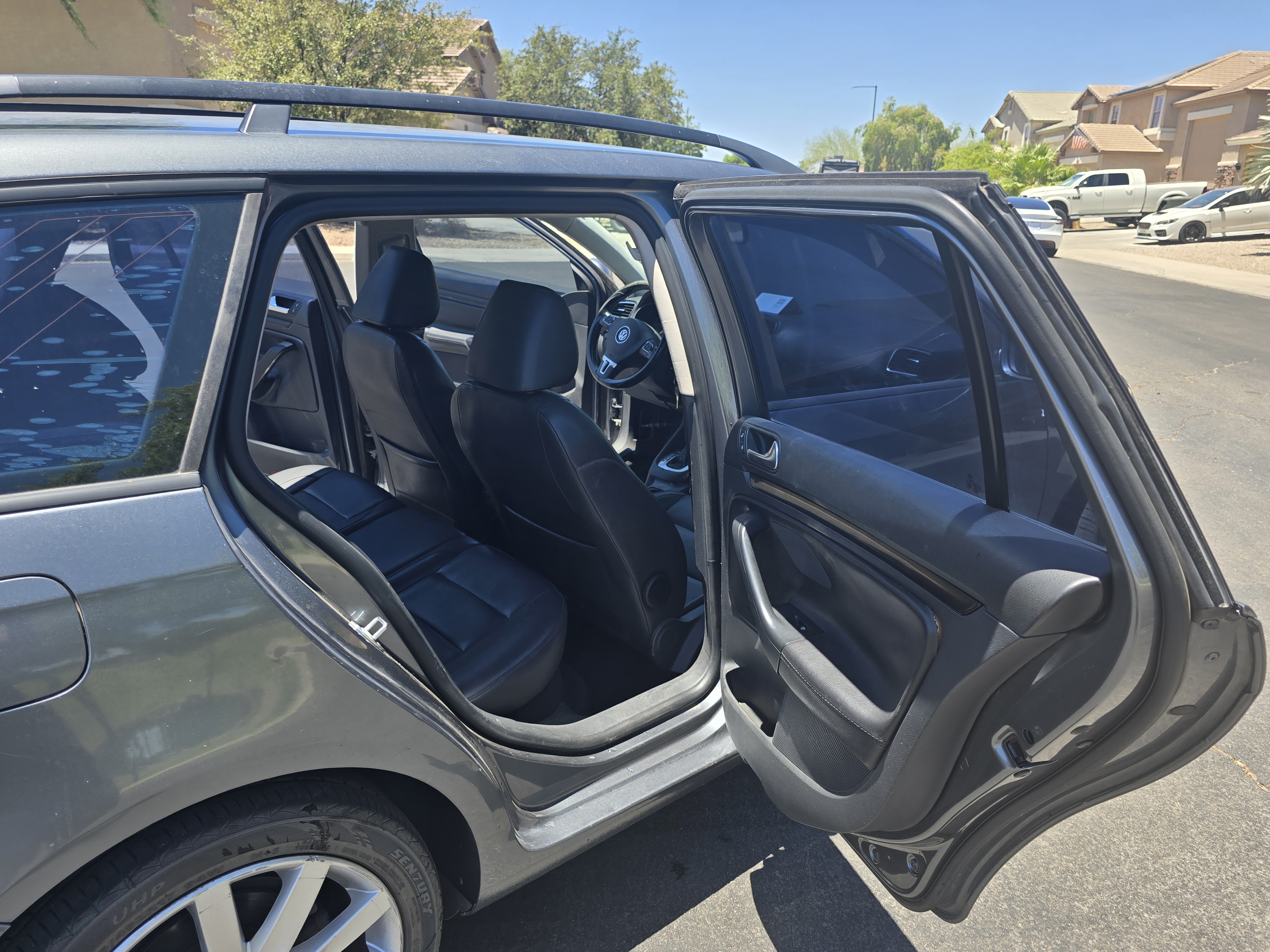 Used 2010 Volkswagen Jetta TDI FWD image 10