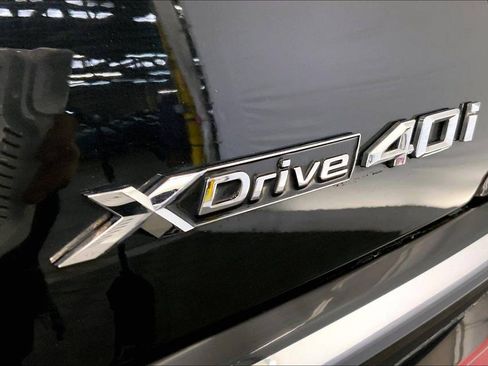 Used 2024 BMW X7 xDrive40i w/ Climate Comfort Package AWD/4WD image 13