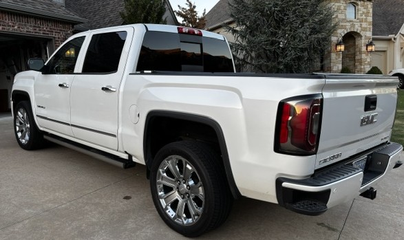 Used 2018 GMC Sierra 1500 Denali w/ Denali Ultimate Package AWD/4WD image 5