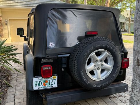 Used 2006 Jeep Wrangler X w/ Tire & Wheel Group (Ecco) image 6