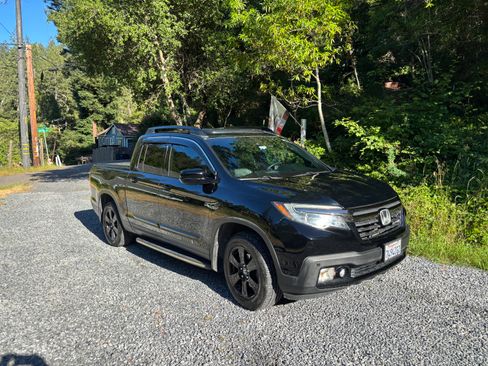 Used 2017 Honda Ridgeline Black Edition image 12